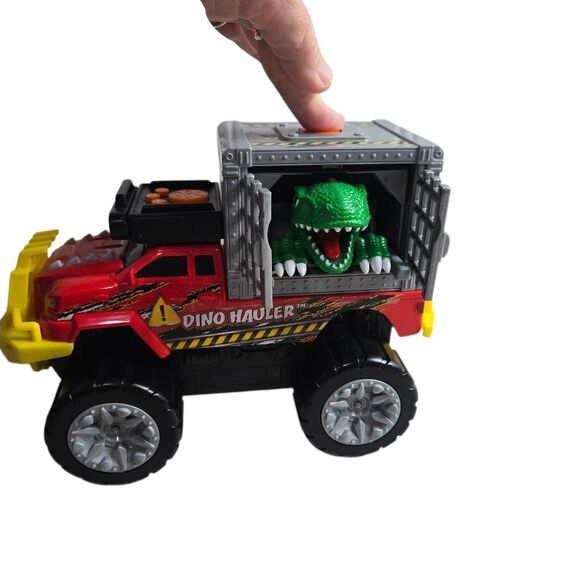 Road Rippers Toy State Dino Hauler Dinosaur Roaring Sounds Action Dinosaur Truck - Picture 3 of 6